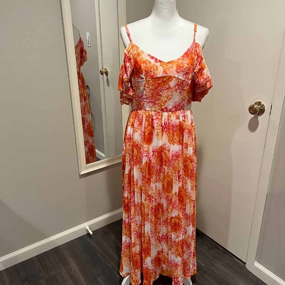 NWT Dalia Mac Phee Cold shoulder floral pleated skirt maxi dress, Size Small - Picture 3 of 14